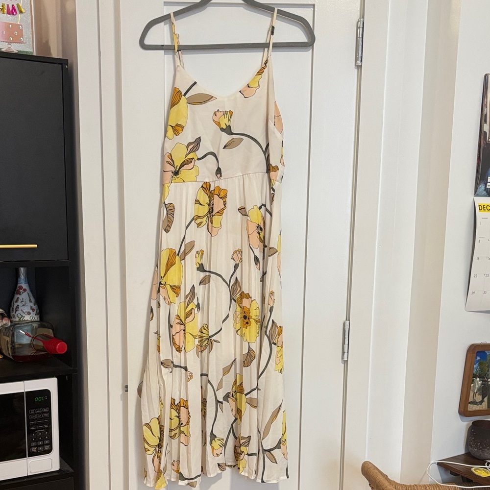 Floral Yellow and Cream Midi Dress